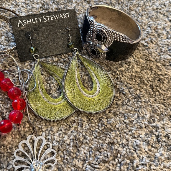 Mixed lot earring,necklaces bracelets - Picture 4 of 7